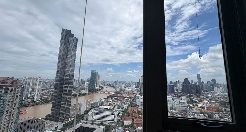 For sale 4 bedrooms condo in Bang Kho Laem, Bangkok