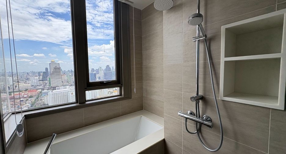 For sale 4 bedrooms condo in Bang Kho Laem, Bangkok
