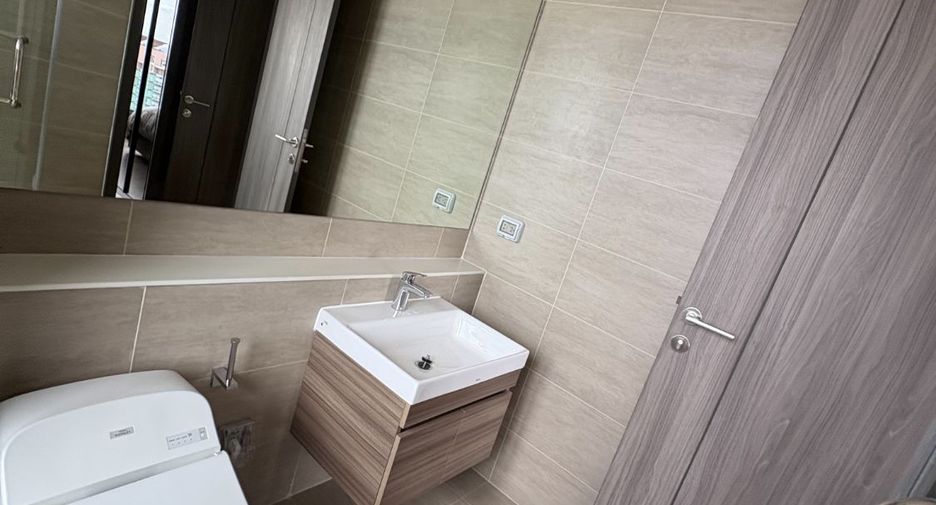 For sale 4 bedrooms condo in Bang Kho Laem, Bangkok