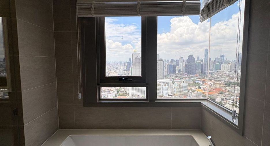 For sale 4 bedrooms condo in Bang Kho Laem, Bangkok