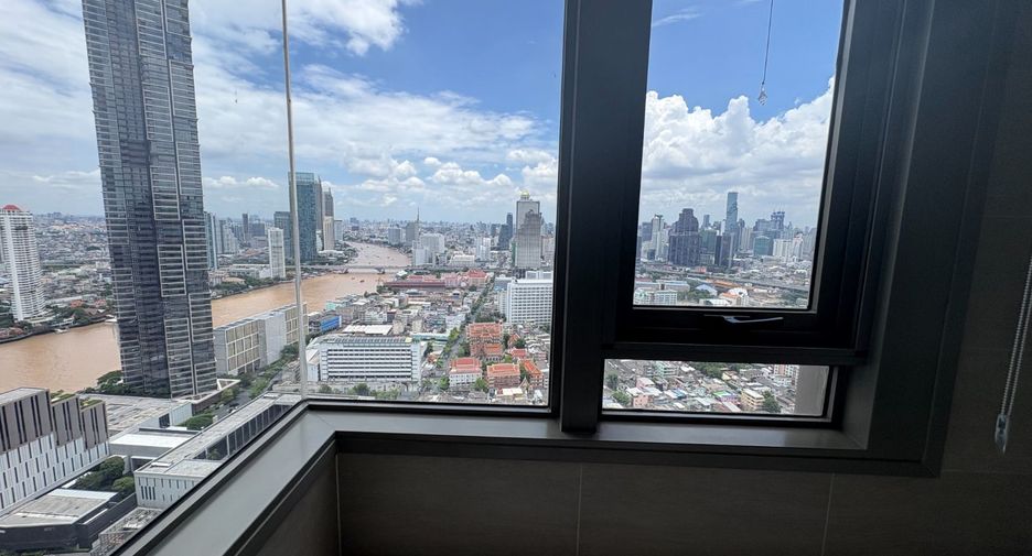 For sale 4 bedrooms condo in Bang Kho Laem, Bangkok