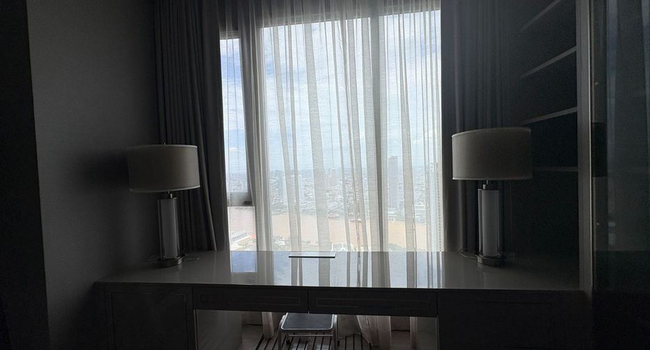 For sale 4 bedrooms condo in Bang Kho Laem, Bangkok