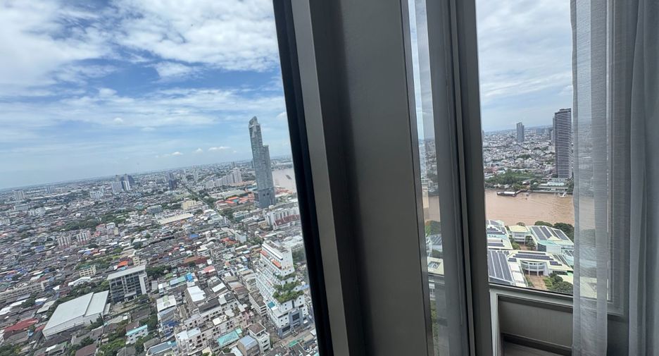 For sale 4 bedrooms condo in Bang Kho Laem, Bangkok