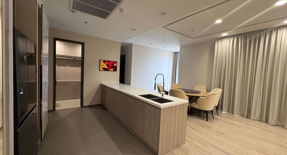 For sale 4 bedrooms condo in Bang Kho Laem, Bangkok
