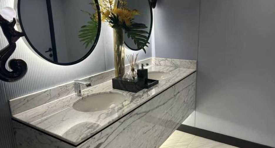 For sale 4 bedrooms condo in Bang Kho Laem, Bangkok
