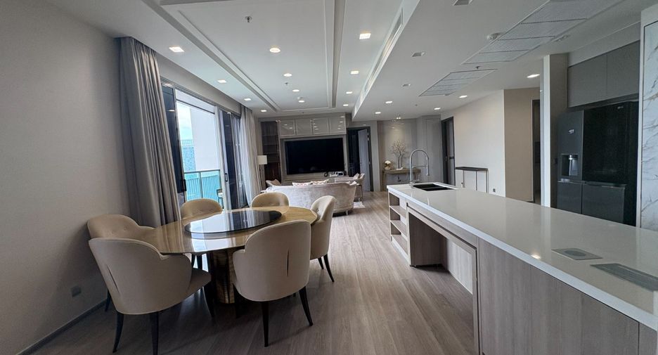 For sale 4 bedrooms condo in Bang Kho Laem, Bangkok