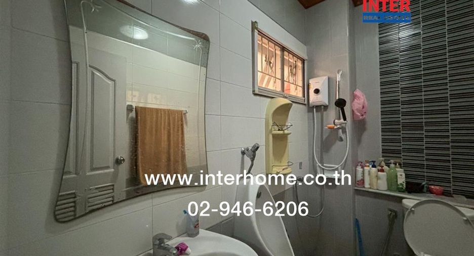 For sale 3 bedrooms house in Don Mueang, Bangkok