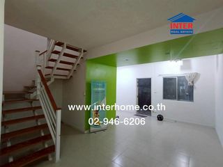 À vendre 3 chambres maison de ville à Sam Phran, Nakhon Pathom