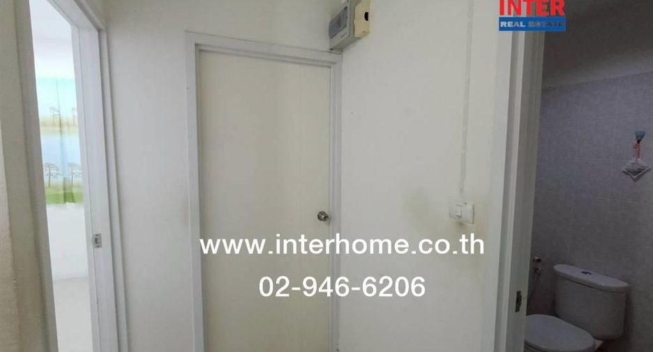 Casa adosada en venta de 3 habitaciones en Sam Phran, Nakhon Pathom