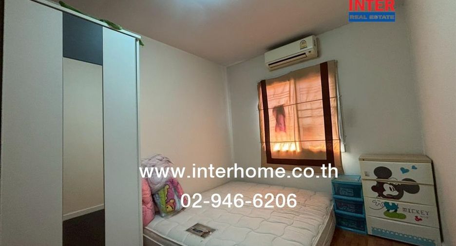 For sale 3 bedrooms townhouse in Don Mueang, Bangkok