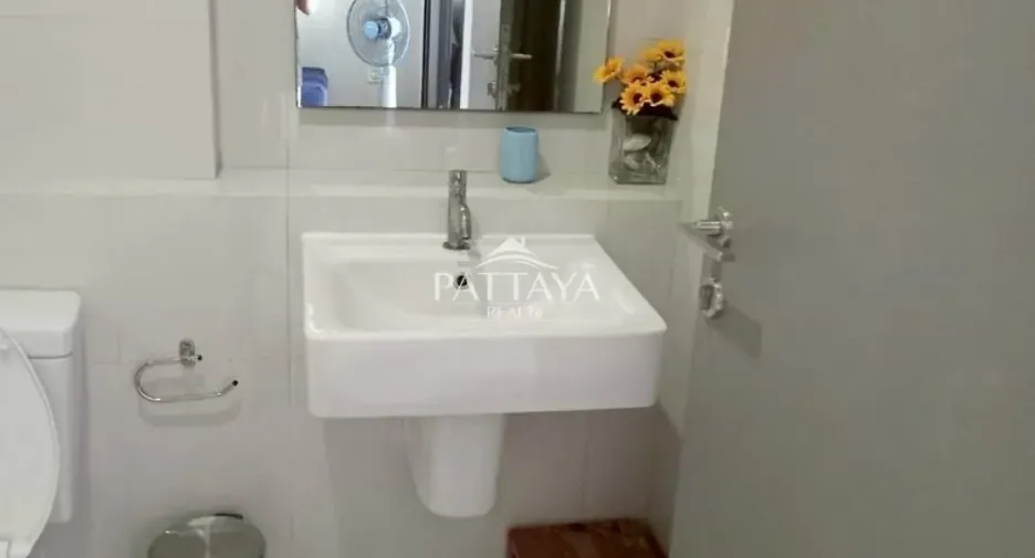 For rent 1 bed condo in Bang Lamung, Chonburi