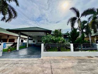 Villa zum Kauf und zur Miete mit 3 Zimmer in Bang Lamung, Chonburi
