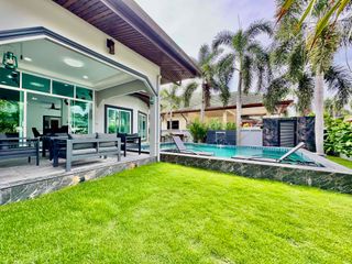 Villa zum Kauf und zur Miete mit 3 Zimmer in Bang Lamung, Chonburi