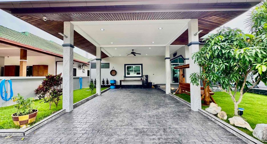 Villa zum Kauf und zur Miete mit 3 Zimmer in Bang Lamung, Chonburi