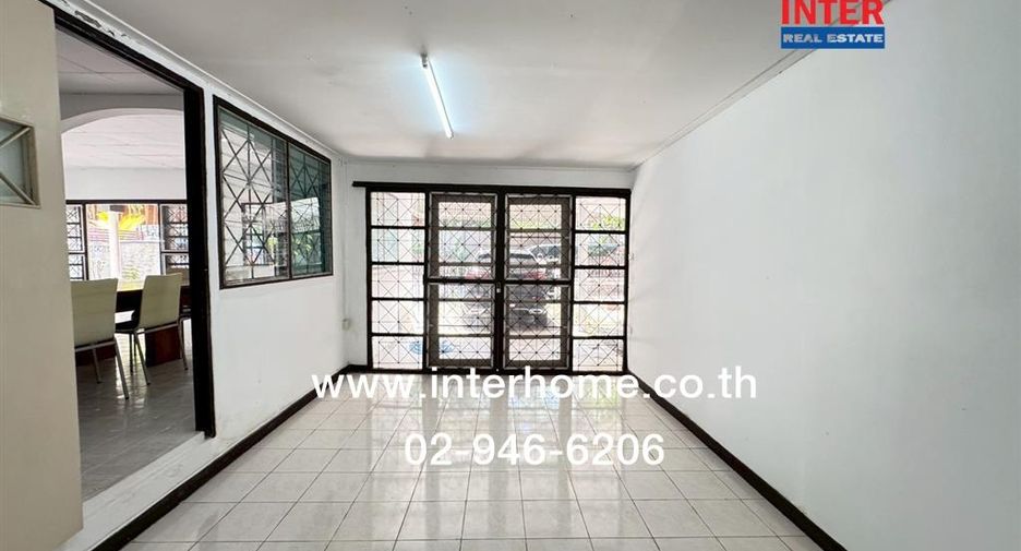 À vendre 3 chambres maison à Pak Kret, Nonthaburi