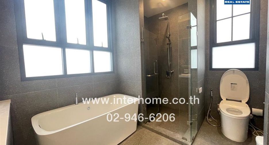 Casa en venta de 3 habitaciones en Khan Na Yao, Bangkok