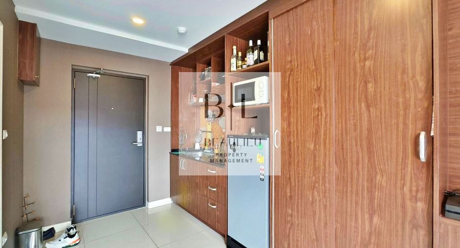 For sale studio condo in Bang Lamung, Chonburi