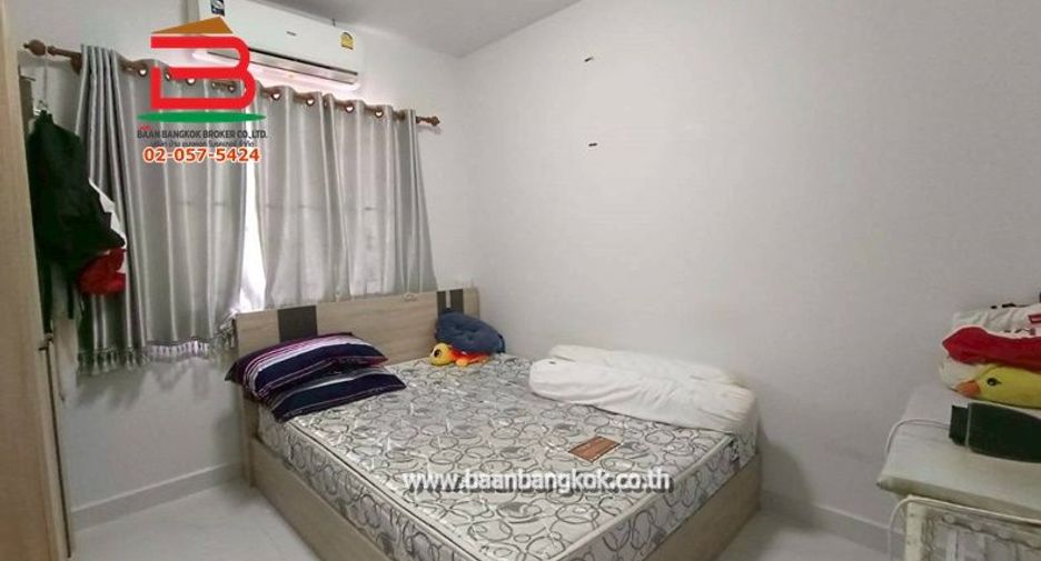 出售 3 卧室 联排别墅 在 Khlong Luang, Pathum Thani