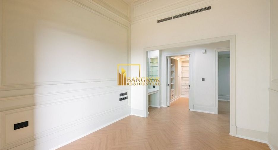 For sale 2 bedrooms condo in Yan Nawa, Bangkok