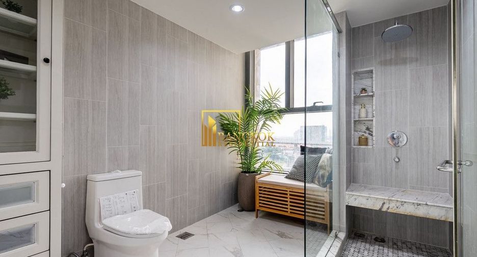 For sale 2 bedrooms condo in Yan Nawa, Bangkok