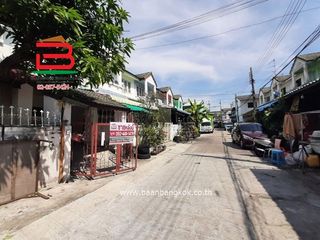 出售 3 卧室 联排别墅 在 Bang Khun Thian, 曼谷