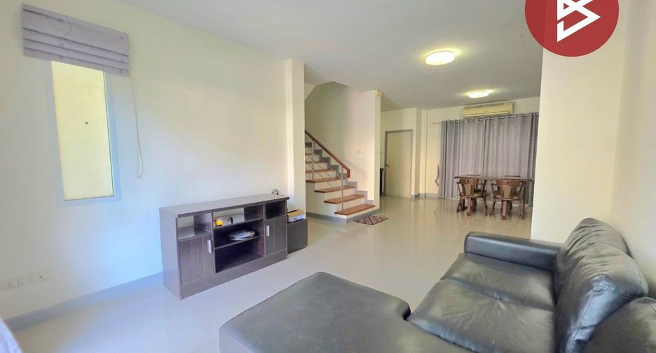 For sale 3 bedrooms townhouse in Si Racha, Chonburi