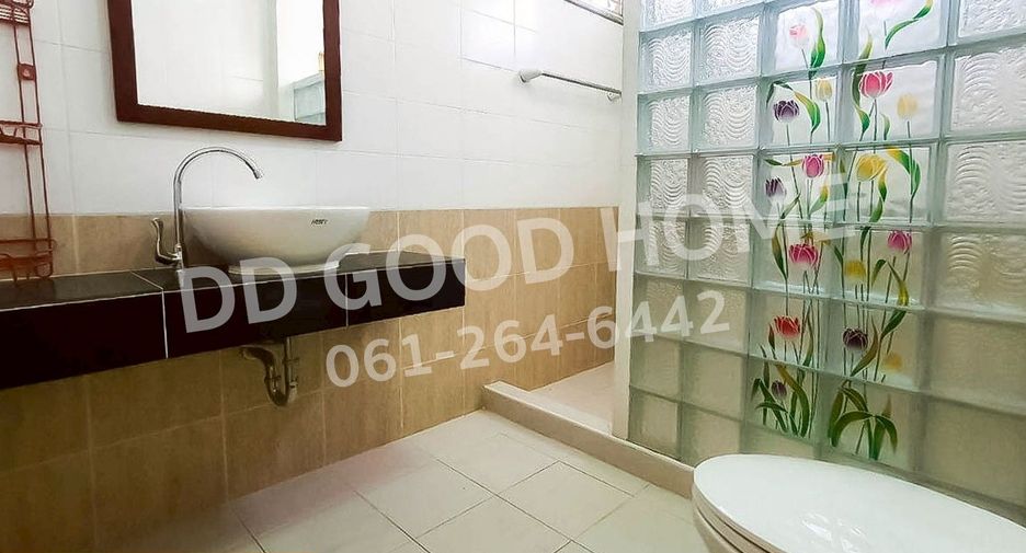 For sale 4 bedrooms house in Phra Nakhon Si Ayutthaya, Phra Nakhon Si Ayutthaya