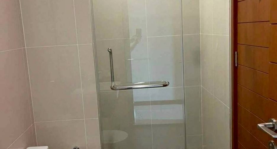 For rent and for sale 2 bedrooms condo in Sattahip, Chonburi