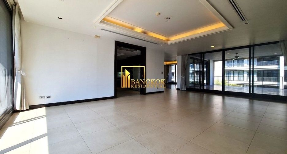 For rent 4 bedrooms apartment in Watthana, Bangkok