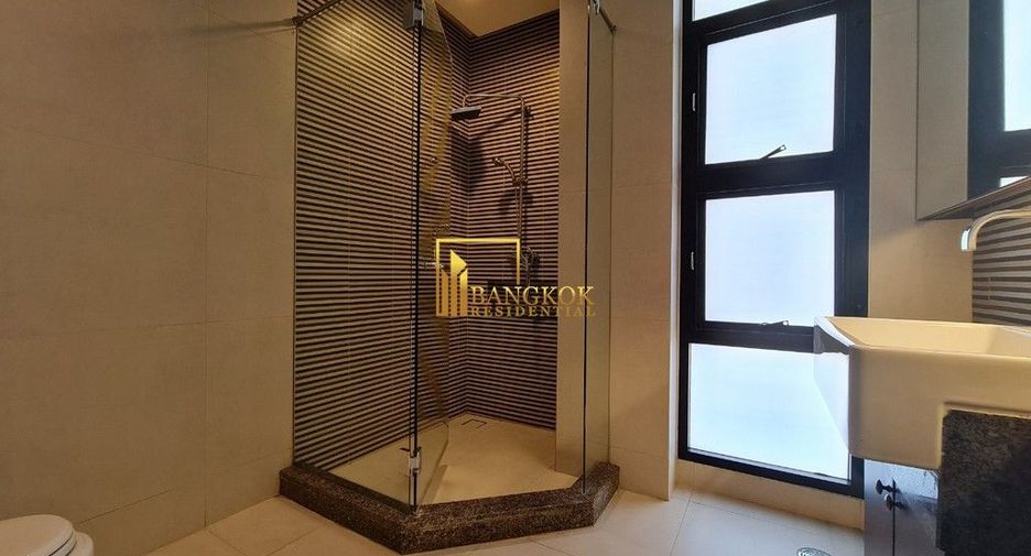 For rent 4 bedrooms apartment in Watthana, Bangkok