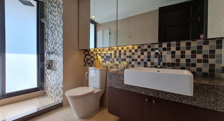 For rent 4 bedrooms apartment in Watthana, Bangkok