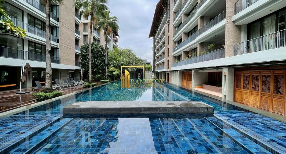 For rent 4 bedrooms apartment in Watthana, Bangkok