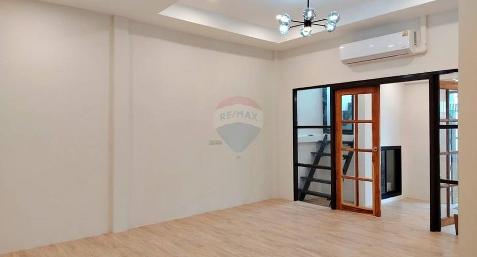 For sale 2 bedrooms townhouse in Ko Samui, Surat Thani