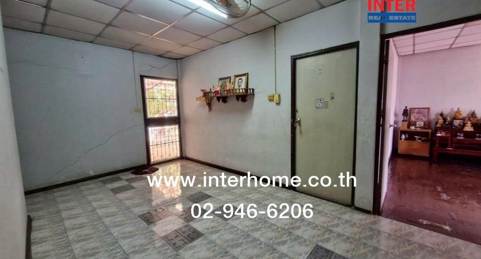 Casa adosada en venta de 4 habitaciones en Bang Bua Thong, Nonthaburi