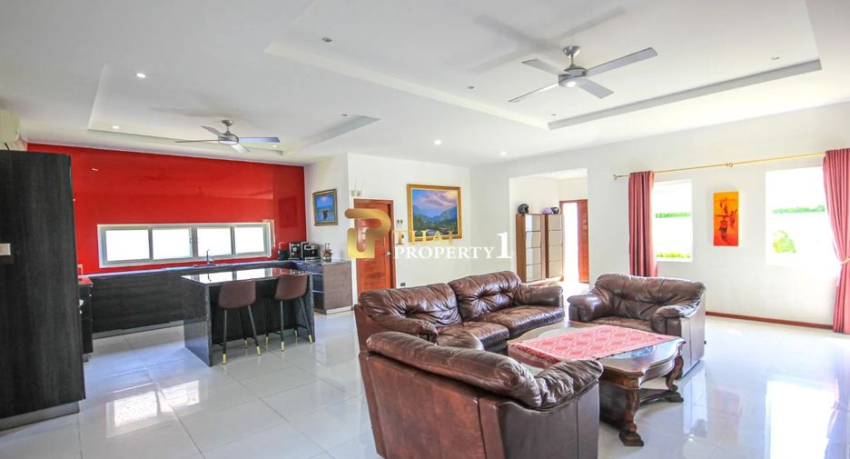 For sale 5 bedrooms villa in Hua Hin, Prachuap Khiri Khan