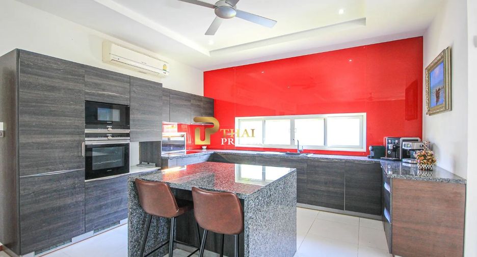 For sale 5 bedrooms villa in Hua Hin, Prachuap Khiri Khan