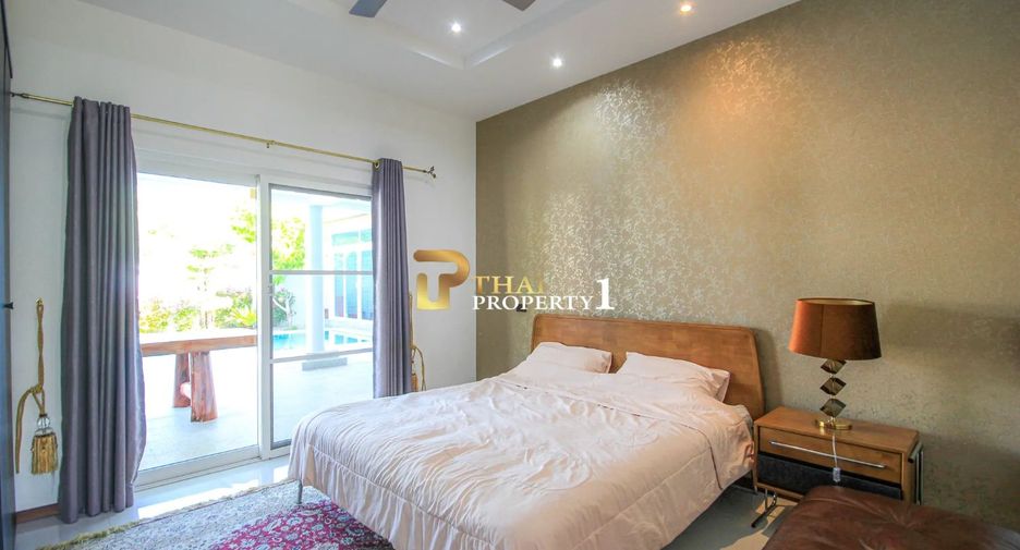 For sale 5 bedrooms villa in Hua Hin, Prachuap Khiri Khan