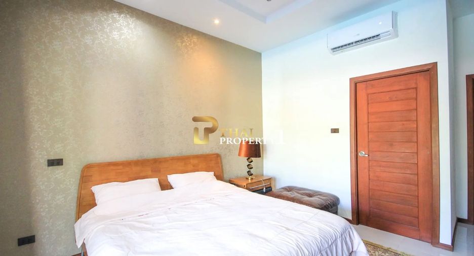 For sale 5 bedrooms villa in Hua Hin, Prachuap Khiri Khan