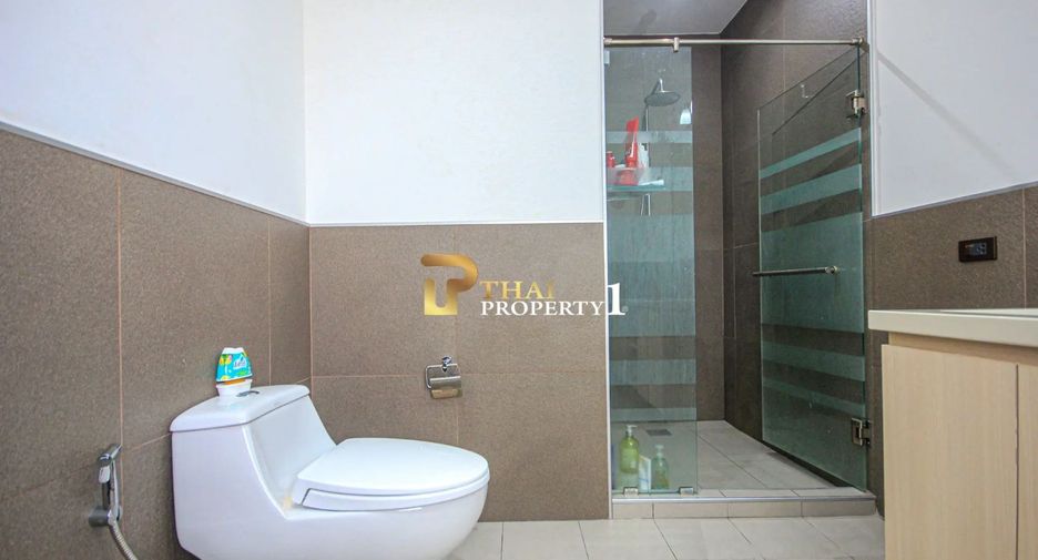 For sale 5 bedrooms villa in Hua Hin, Prachuap Khiri Khan