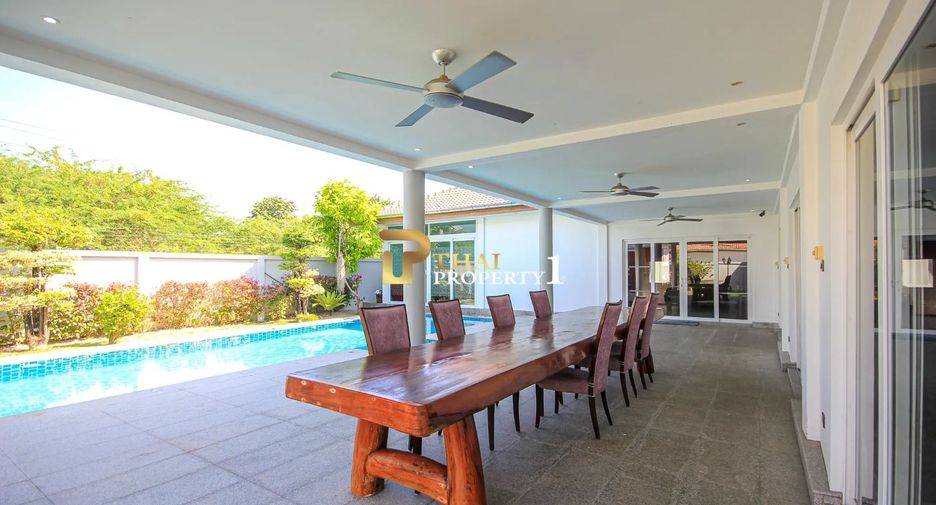 For sale 5 bedrooms villa in Hua Hin, Prachuap Khiri Khan