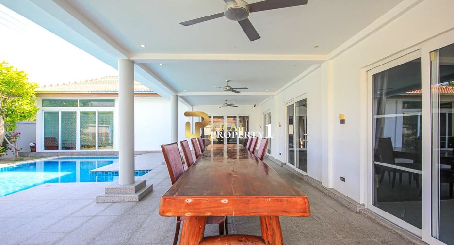 For sale 5 bedrooms villa in Hua Hin, Prachuap Khiri Khan