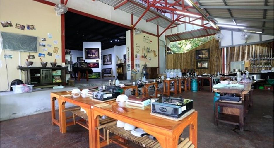 For sale 3 bedrooms retail Space in Ko Samui, Surat Thani