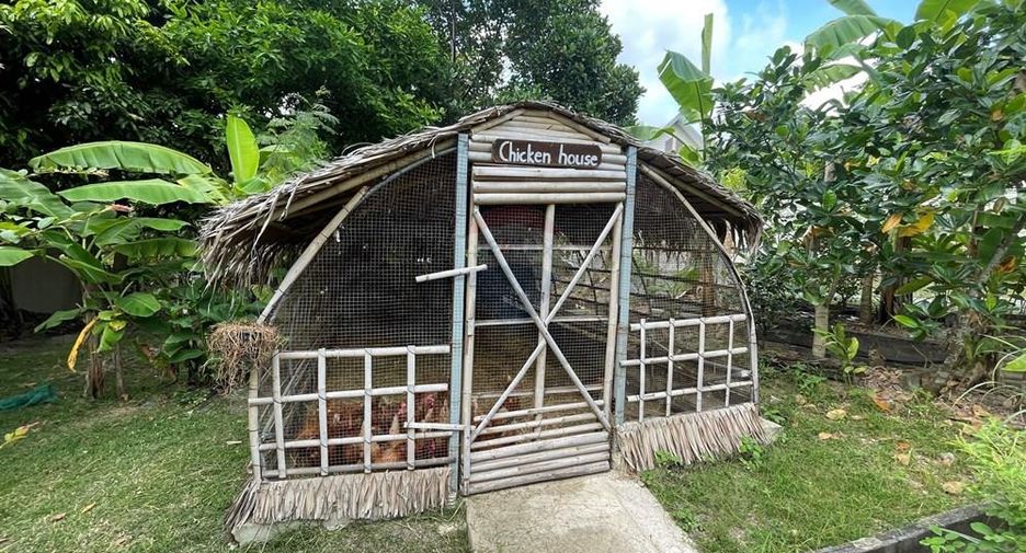 For sale 3 bedrooms retail Space in Ko Samui, Surat Thani