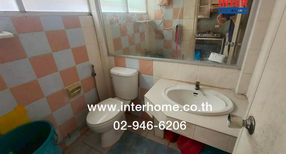 For sale 2 bedrooms townhouse in Bueng Kum, Bangkok