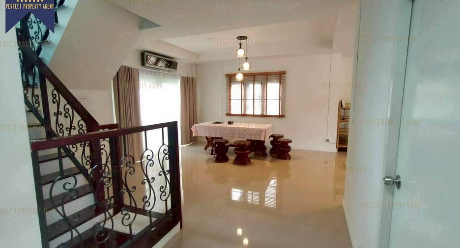 Casa en venta de 4 habitaciones en Nong Chok, Bangkok