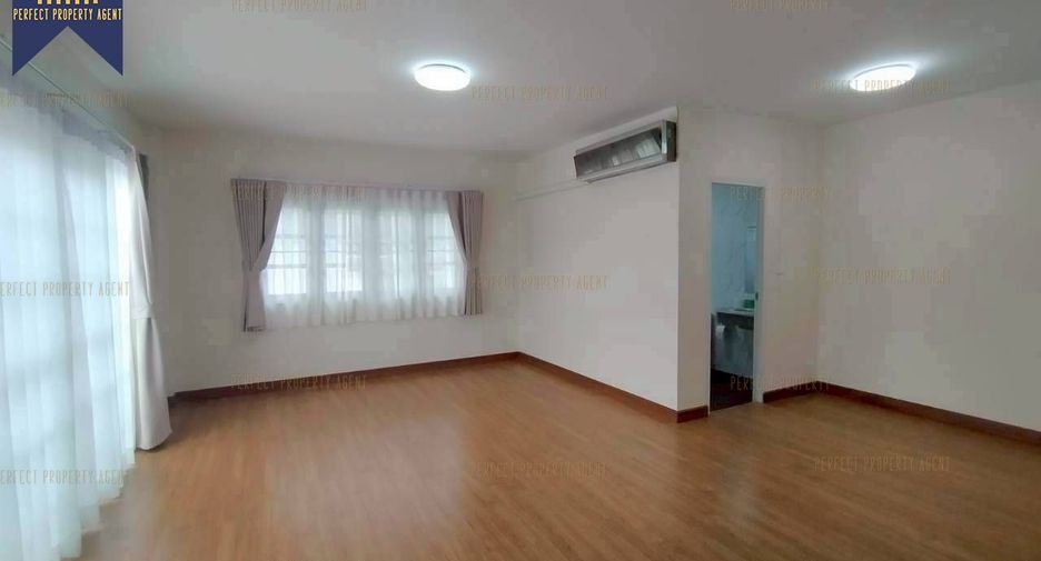 Casa en venta de 4 habitaciones en Nong Chok, Bangkok