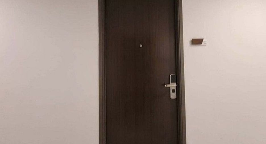 À vendre 1 chambre condo à Mueang Samut Prakan, Samut Prakan