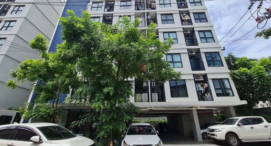 For sale 1 bed condo in Mueang Samut Prakan, Samut Prakan