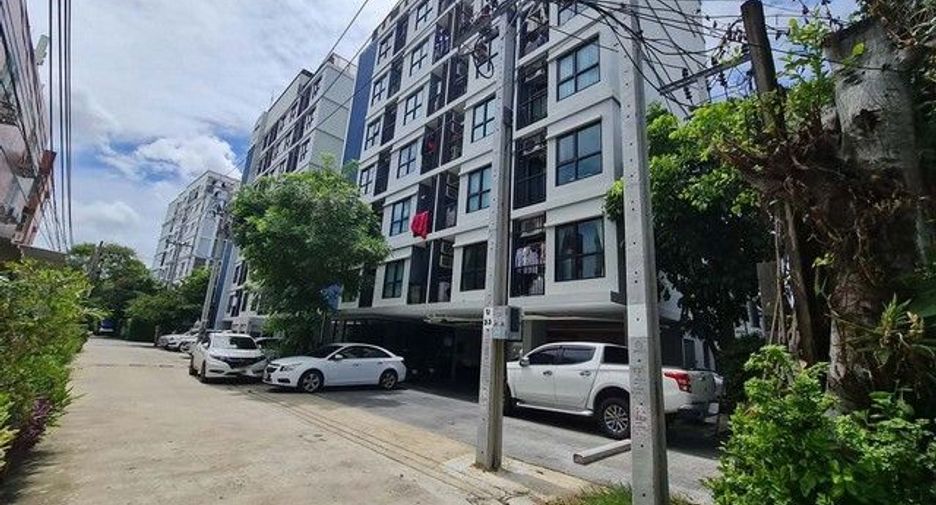 For sale 1 bed condo in Mueang Samut Prakan, Samut Prakan
