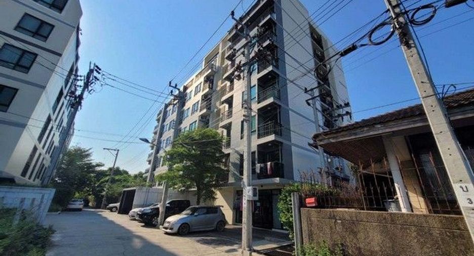For sale 1 bed condo in Mueang Samut Prakan, Samut Prakan